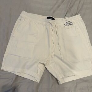 A&F White Linen Pull-On Shorts